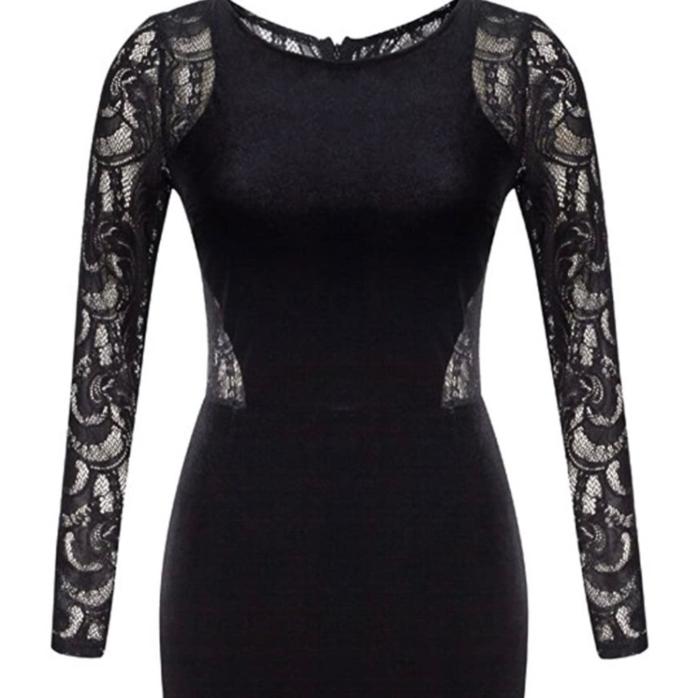Black velvet and Lace Dress 👗